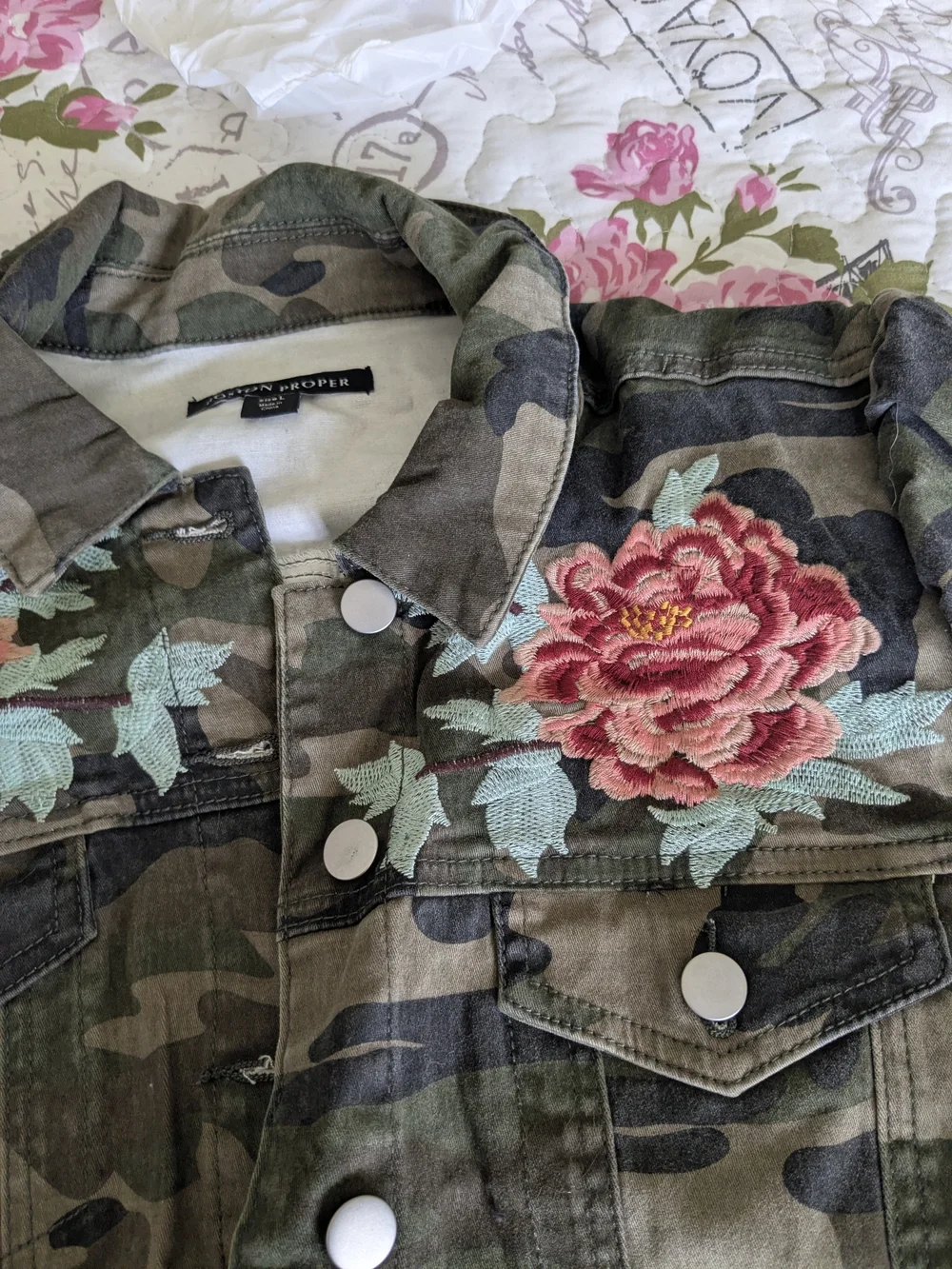 Boston Proper Women's Camo Embroidered Floral Jacket - Green - Picture 2 of 4